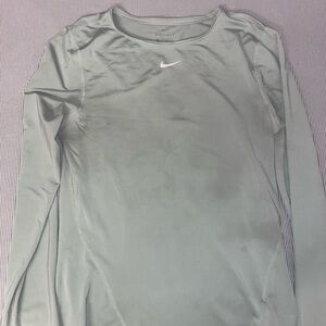 Xs Nike Dri-Fit Light Green Long Sleeve athletic